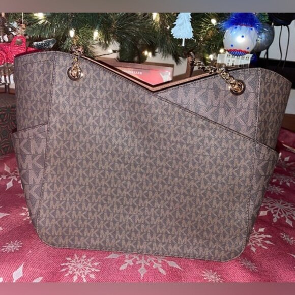 Michael Kors Jet Set Large Logo Non Vegan Leather Tote/Shoulder Bag - Picture 2 of 11